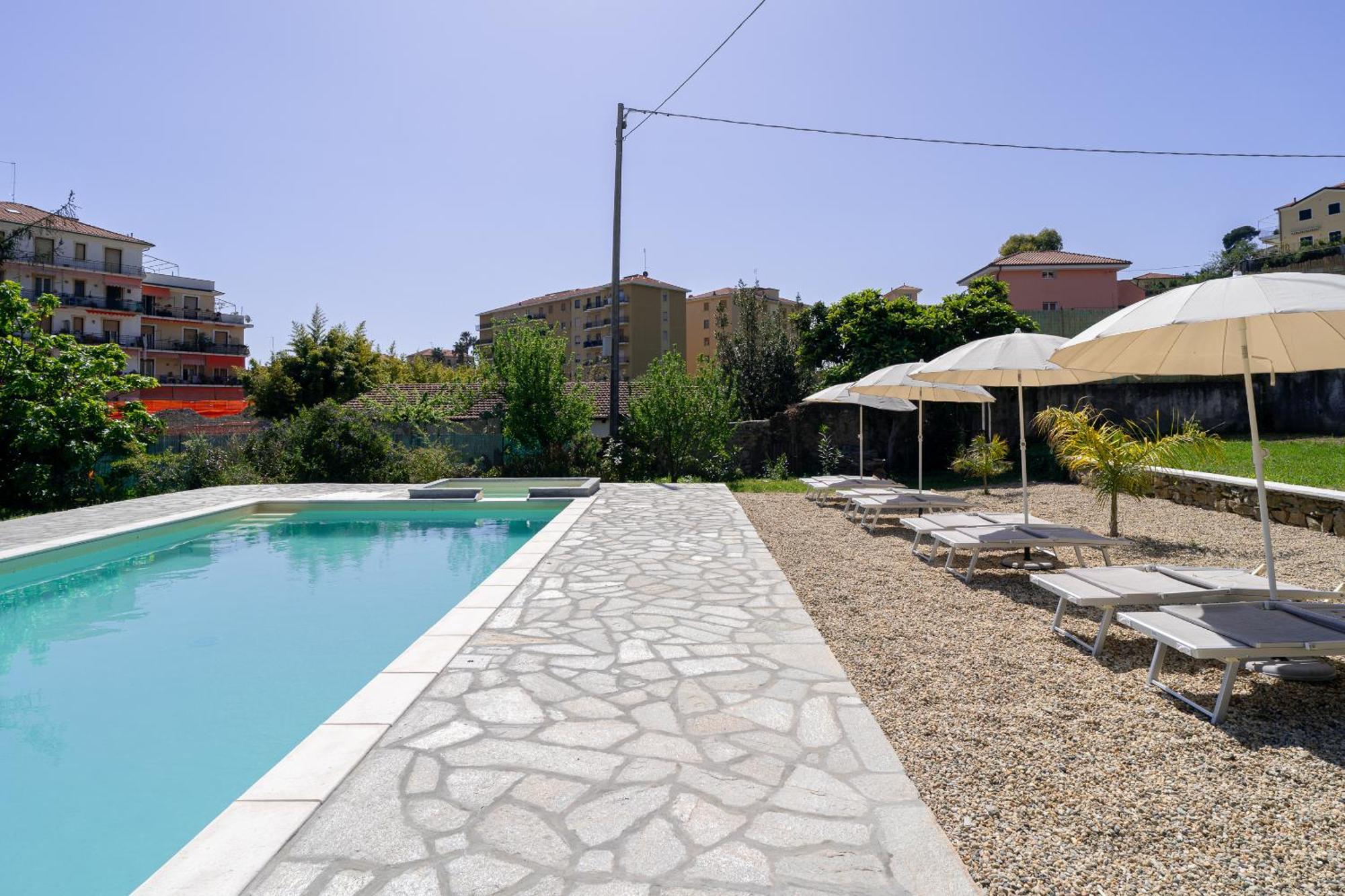Il Gattino Di Porto - Apt 3 - Monolocale Veranda Piscina Imperia Exterior photo